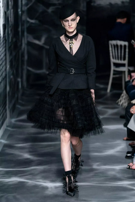 Dior 2019/2020秋冬高定系列的精湛技艺 (图15)