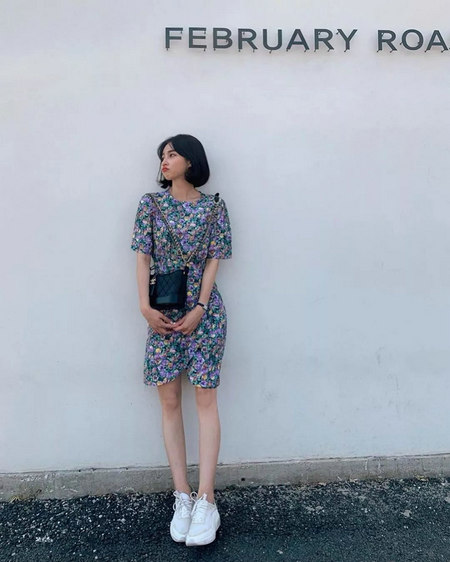 ​2019最时髦的30套穿搭，照着穿就对了!(图25)