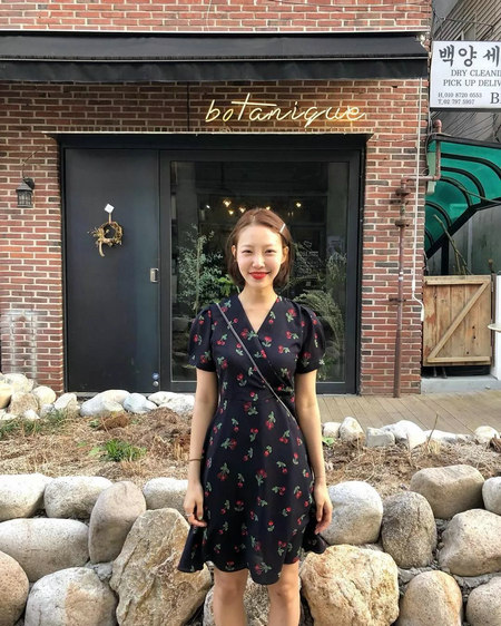 ​2019最时髦的30套穿搭，照着穿就对了!(图28)