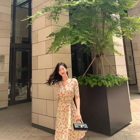 ​2019最时髦的30套穿搭，照着穿就对了!(图30)