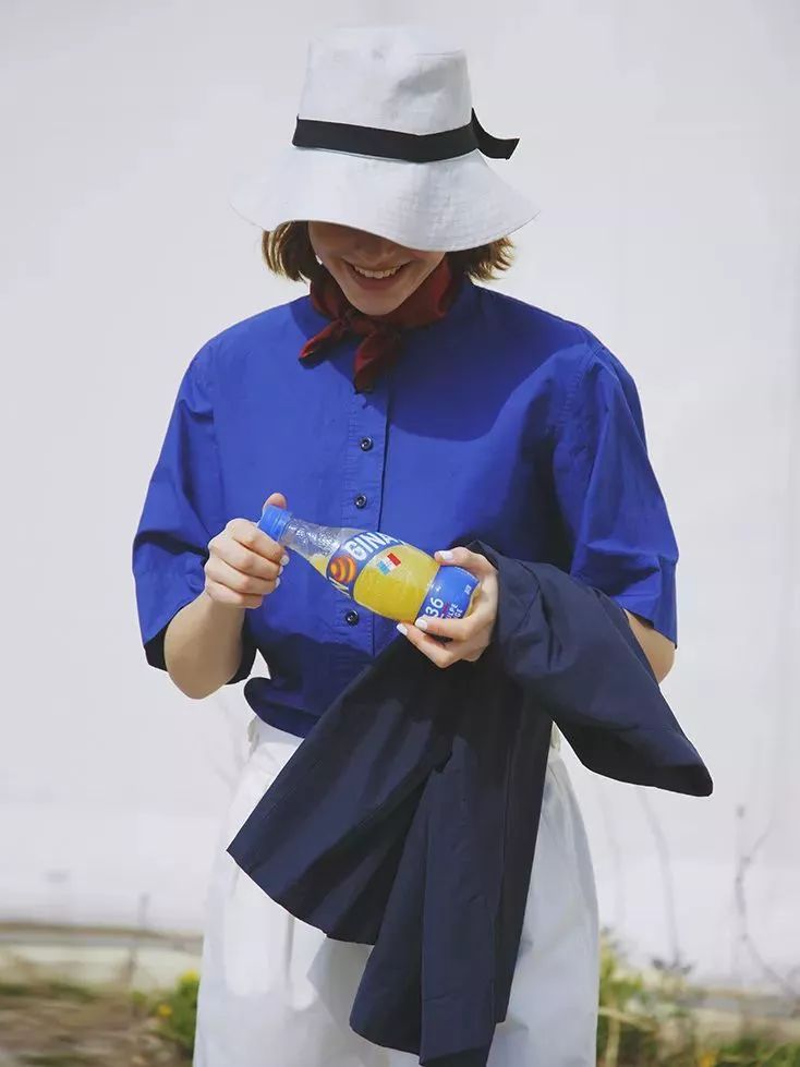2019秋冬女装流行色 下半年穿这些色彩时尚!(图60) 2019秋冬女装流行色 下半年穿这些色彩时尚!(图60)