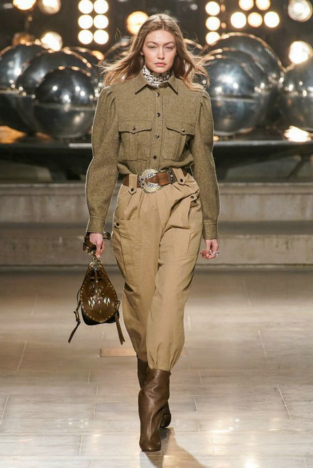 今秋最美的40套穿搭来了，必火！(图34)