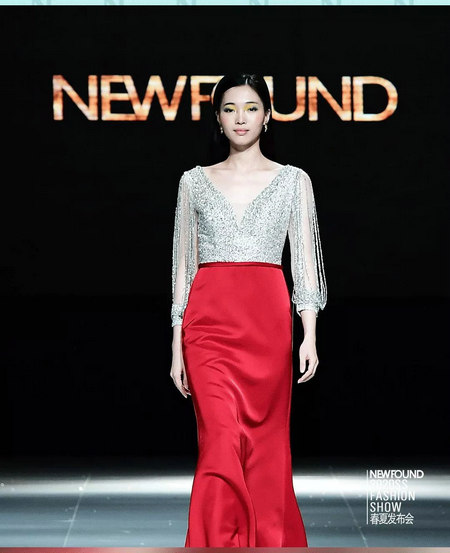 NEWFOUND纽方2020春夏【期待】高级时装发布会 秀场直击(图9) NEWFOUND纽方2020春夏【期待】高级时装发布会 秀场直击(图9)