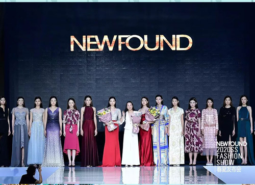 NEWFOUND纽方2020春夏【期待】高级时装发布会 秀场直击(图17) NEWFOUND纽方2020春夏【期待】高级时装发布会 秀场直击(图17)
