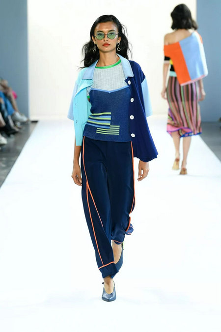 国牌出征纽约时装周,是在这样 国牌出征纽约时装周,是在这样