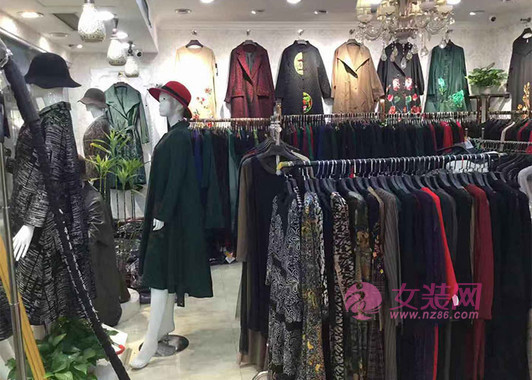 开服装店十年之后，我总结了这几条成功经验(图1)