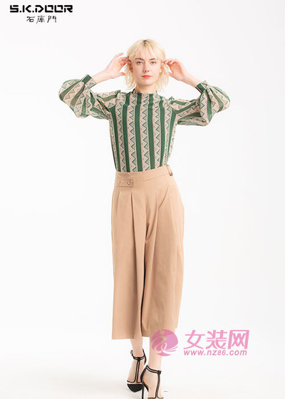 石库门女装品牌 2019时尚新款上衣 打造与众不同的你[图1]