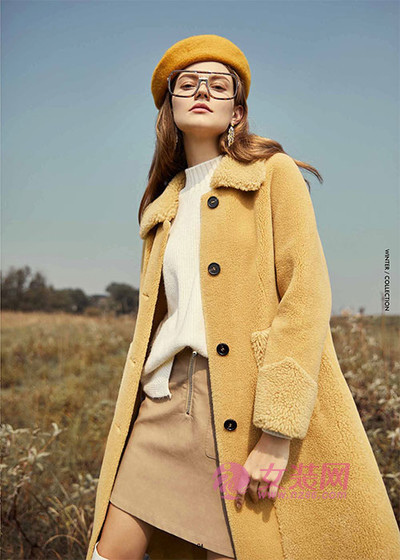 宛若妃女装品牌 2019高端奢华羊羔绒外套[图2]