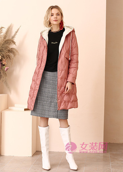 百图女装品牌 2019最保暖又显瘦的穿搭方法[图2]