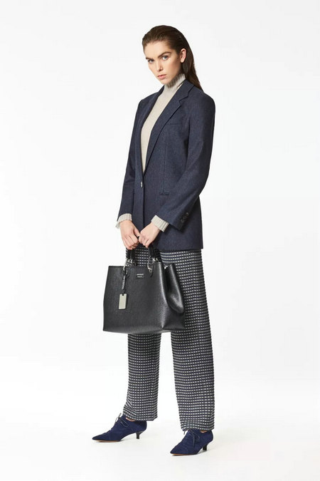 仅16套look?这可能是我见过最简单的Emporio Armani (图5) 仅16套look?这可能是我见过最简单的Emporio Armani (图5)