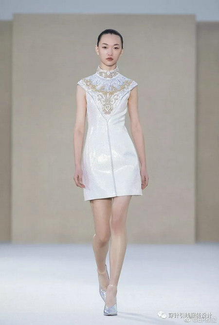 雅莹2020SS高级定制系列发布秀(图31) 雅莹2020SS高级定制系列发布秀(图31)
