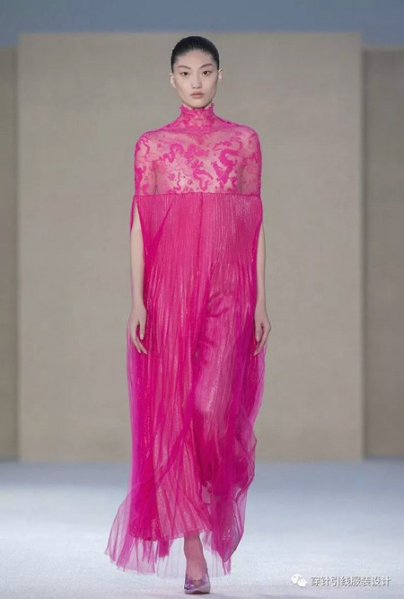 雅莹2020SS高级定制系列发布秀(图62) 雅莹2020SS高级定制系列发布秀(图62)