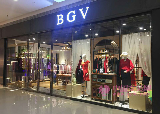 店铺日均销售量提升 掌握服装店选址4大要点(图1)