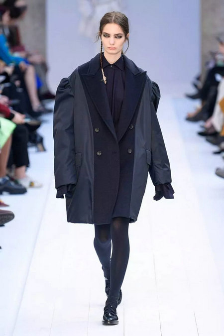 Max Mara 2020秋冬系列依旧让人很有购买欲(图26) Max Mara 2020秋冬系列依旧让人很有购买欲(图26)