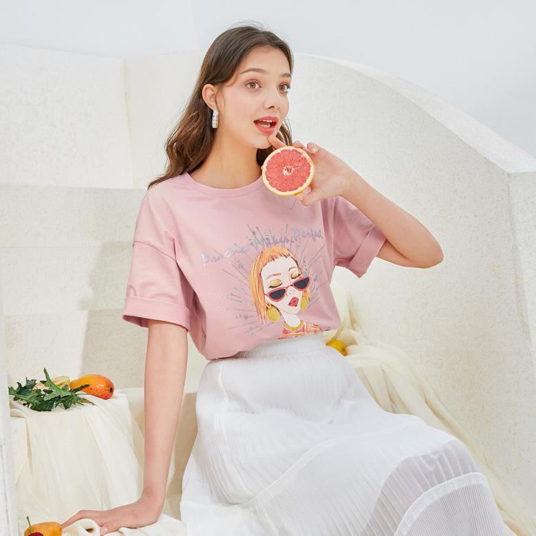 汲取经典与时尚搭配 戈蔓婷打造快时尚优质女装(图1) 汲取经典与时尚搭配 戈蔓婷打造快时尚优质女装(图1)