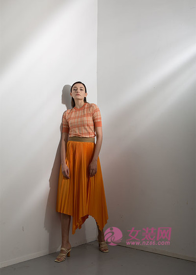 优雅女性的高级穿搭 阿莱贝琳品牌女装值得你选择!(图2) 优雅女性的高级穿搭 阿莱贝琳品牌女装值得你选择!(图2)