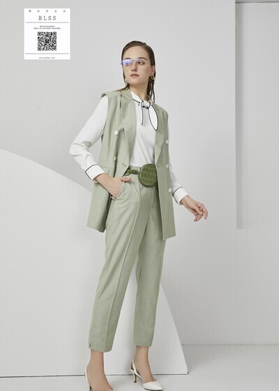 布伦圣丝秋季街拍堪比&ldquo;时尚大片&rdquo; 你想要的时髦都在这[图3]