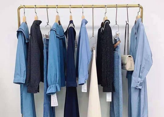 女装第一次拿货要注意些什么？新手女装拿货技巧分享(图1)