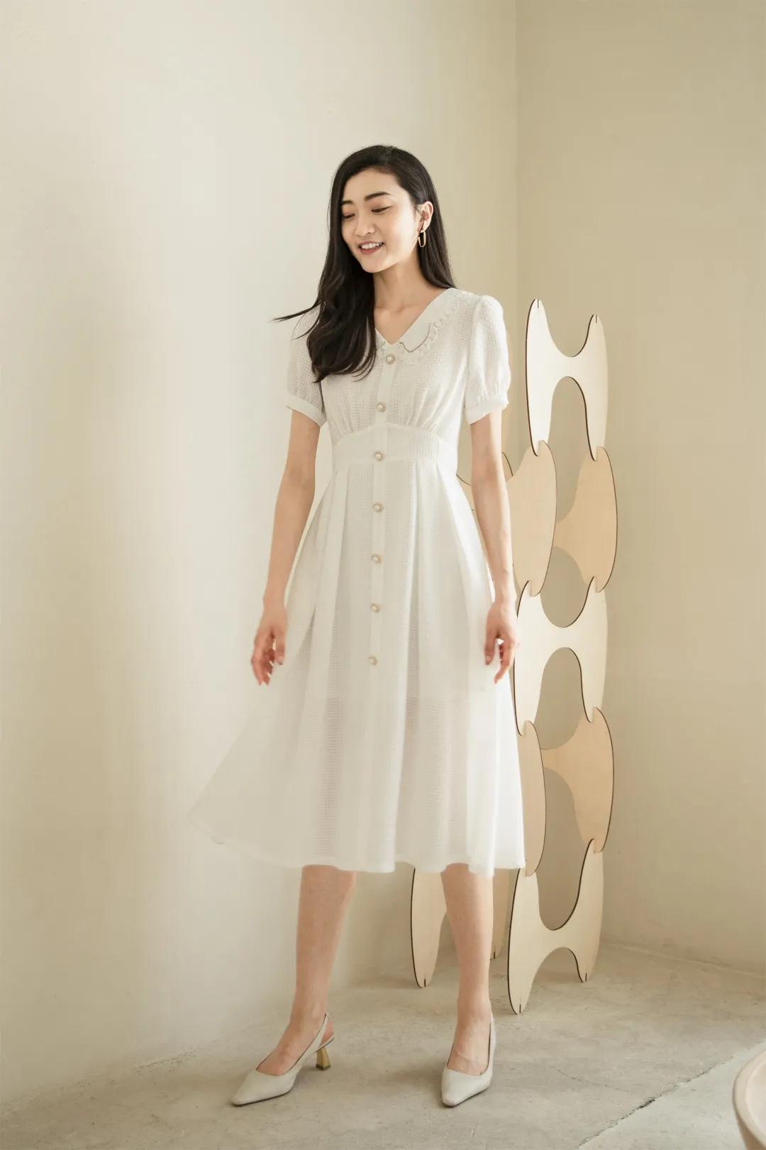 祝贺卡蔓女装品牌第八次续约女装网 让我们共创辉煌!(图8) 祝贺卡蔓女装品牌第八次续约女装网 让我们共创辉煌!(图8)