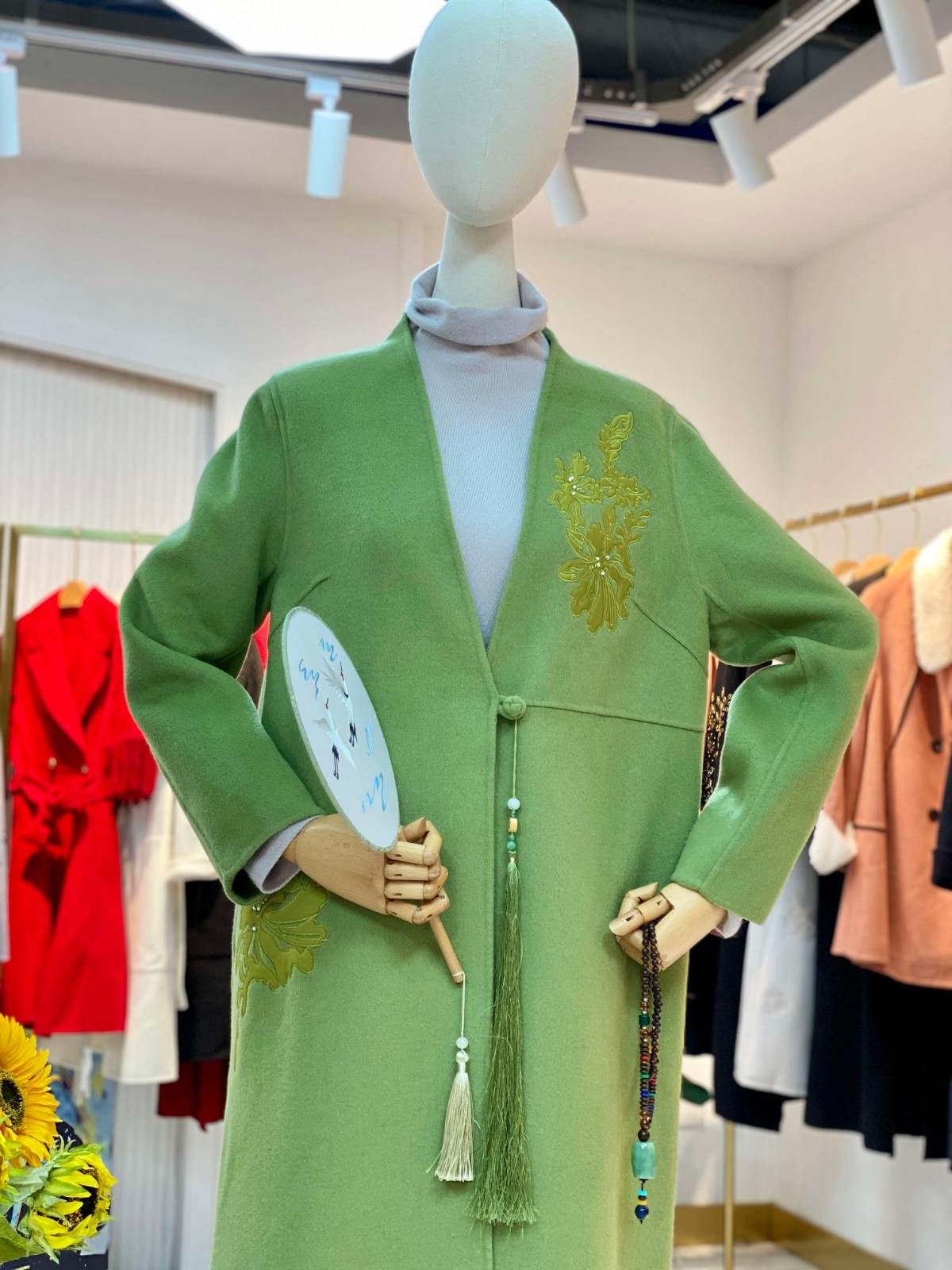 阿莱贝琳品牌女装集合店0加盟费0保证金0押金全国火爆招商[图1]