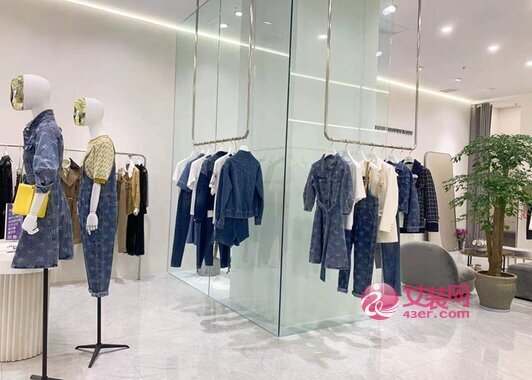 2021年服装店冬装进货最忌这三类问题,你踩雷了吗?(图2) 2021年服装店冬装进货最忌这三类问题,你踩雷了吗?(图2)