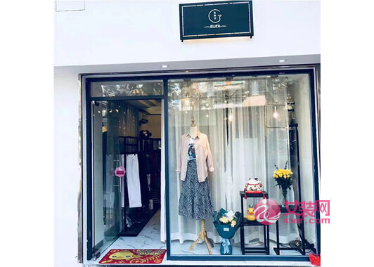 在小区开服装店怎么样？小区如何开好服装店？(图1)