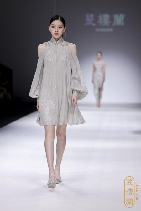 蔓楼兰 游仙·梦2023春夏高定新品发布亮相上海时装周	(图4)