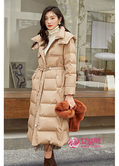 简约风情2022秋冬女装上新 保暖与时髦并存的单品来一波(图2)